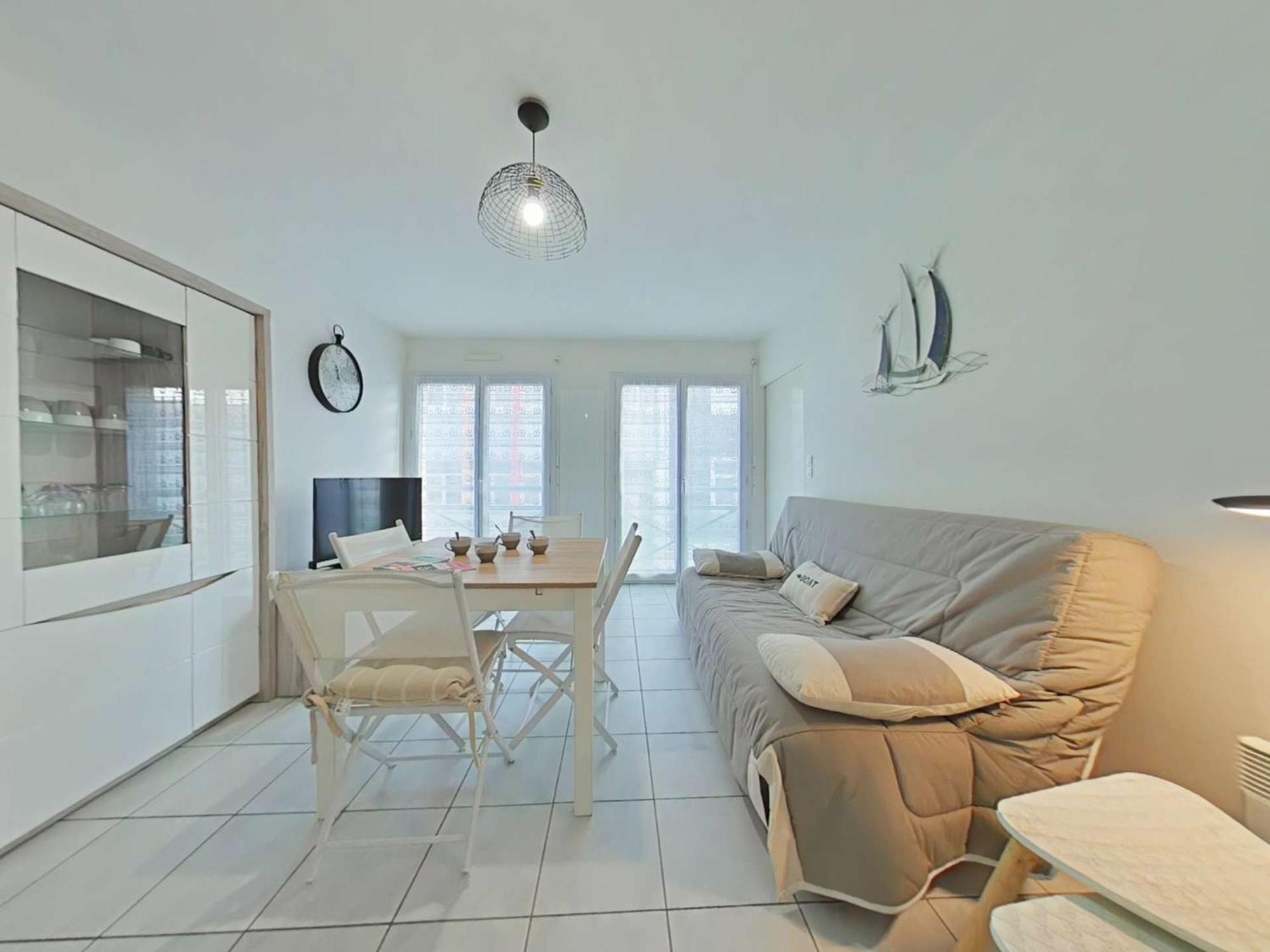 Appartement 2 Pieces Avec Parking Prive, Proche Plage Et Commerces, Saint-Gilles-Croix-De-Vie - Fr-1-224-783 Exterior photo